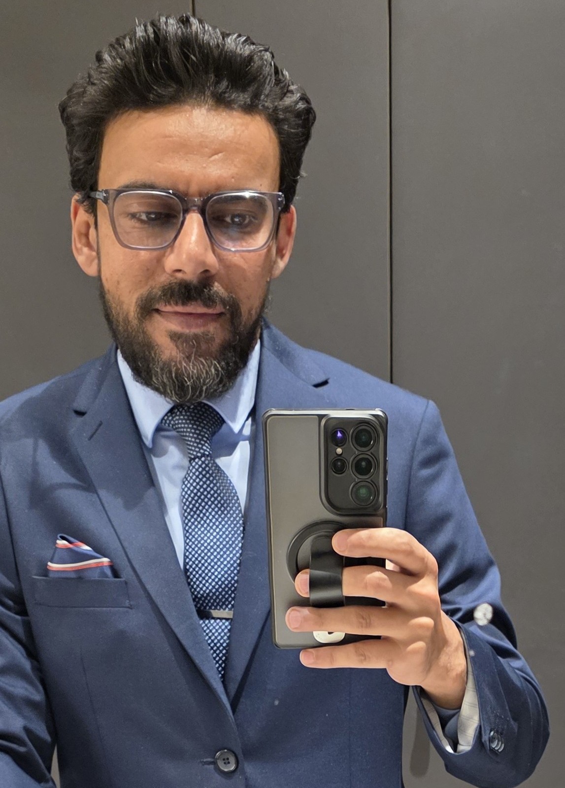 الصورة الشخصية للعضو Akramtawfiq87